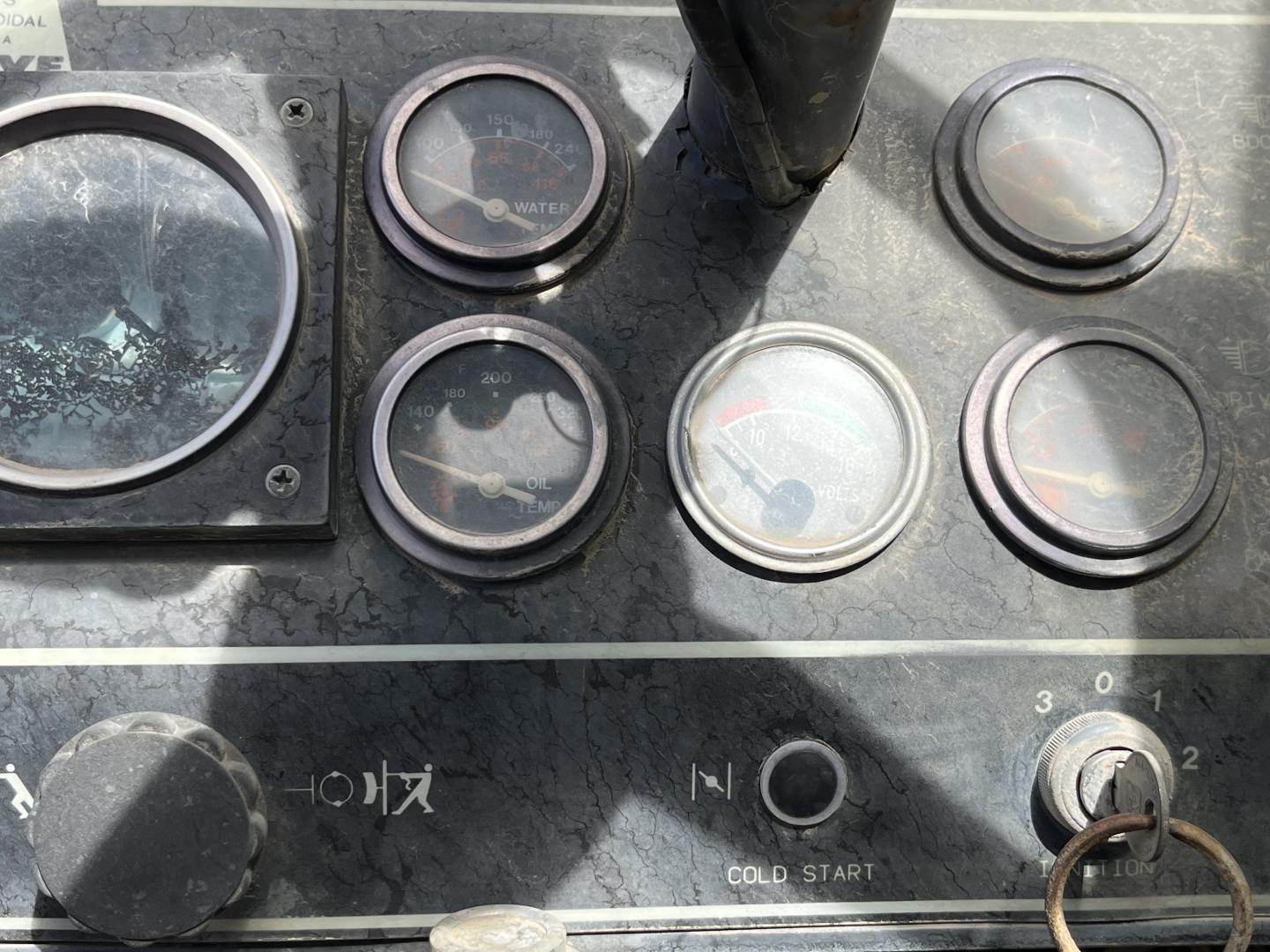 ./imagenes/INVOICE/2019/3272/GRUA GROVE RT-422 (11).JPG